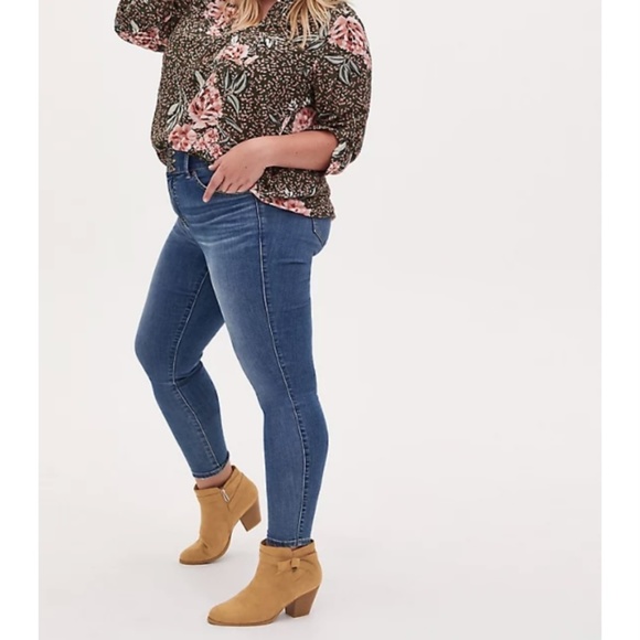 Torrid Beige Faux Suede Side Bow Ankle Bootie - Picture 5 of 16